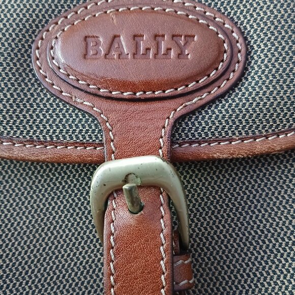 Vintage Authentic Bally Purse - Picture 12 of 13